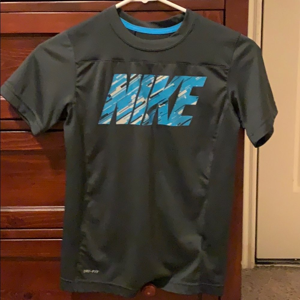 Boys Nike DRI FIT TEE